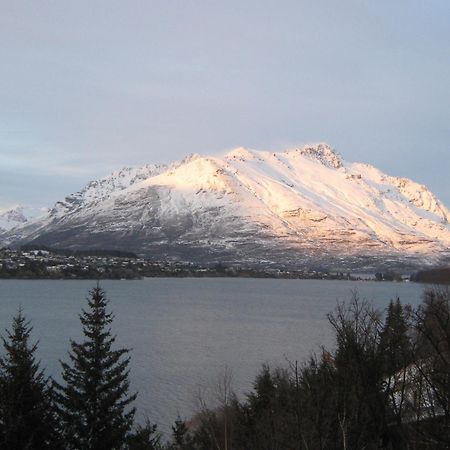 Oaks Queenstown Shores Resort Exterior photo